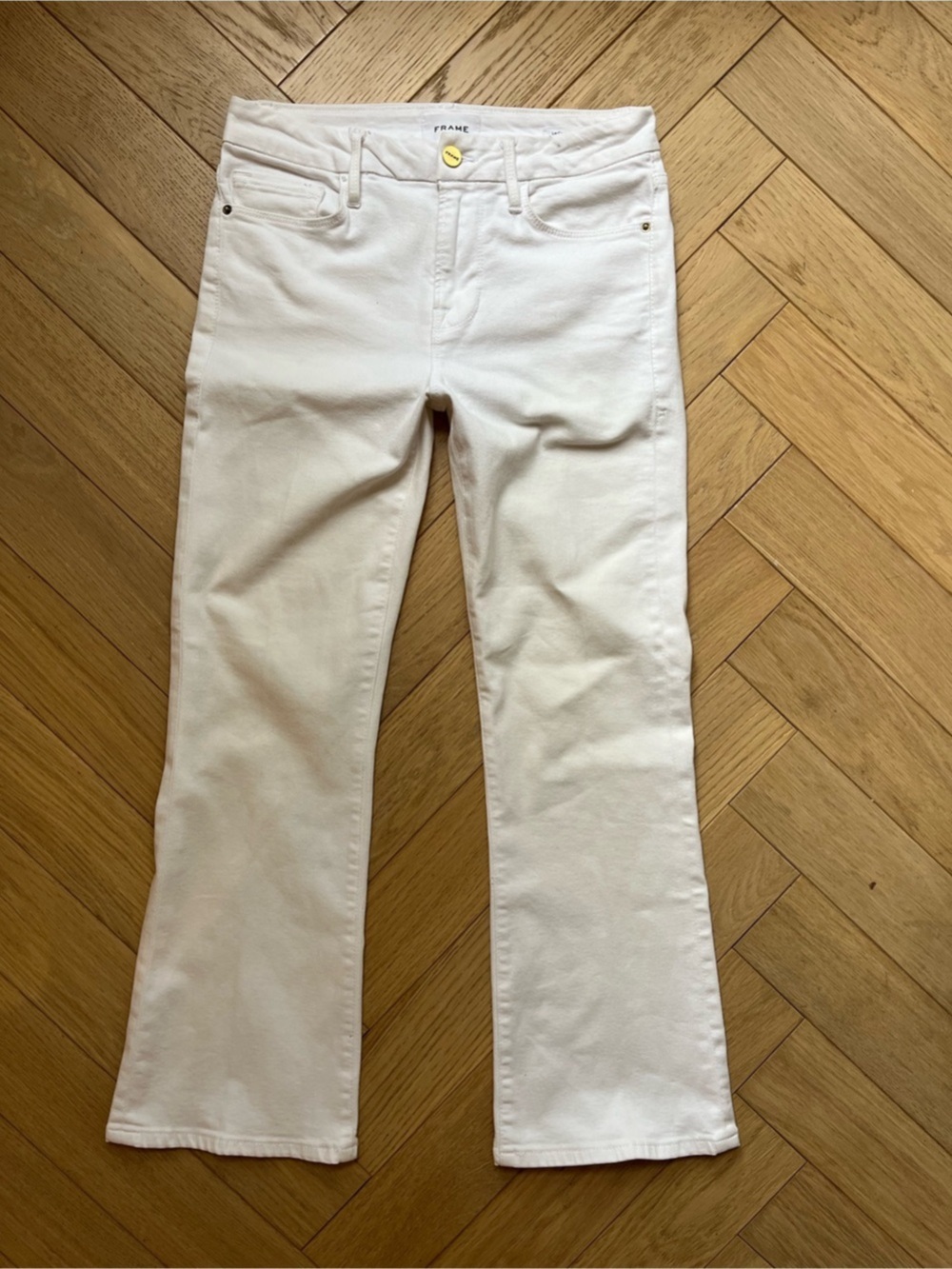FRAME Le Crop Mini Boot Cut Jeans in White Waist 26